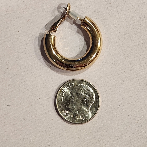 Chunky Gold-Toned Hoop Earrings - Picture 2 of 10